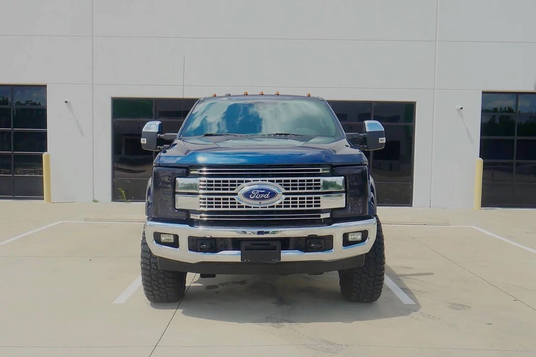 2017 Ford Super Duty 3rd Gen - Image 2 of 12