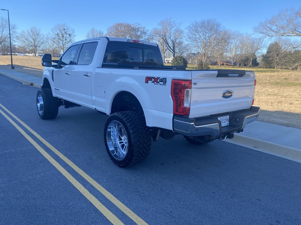 2017 Ford Super Duty 4th Gen - Image 14 of 31