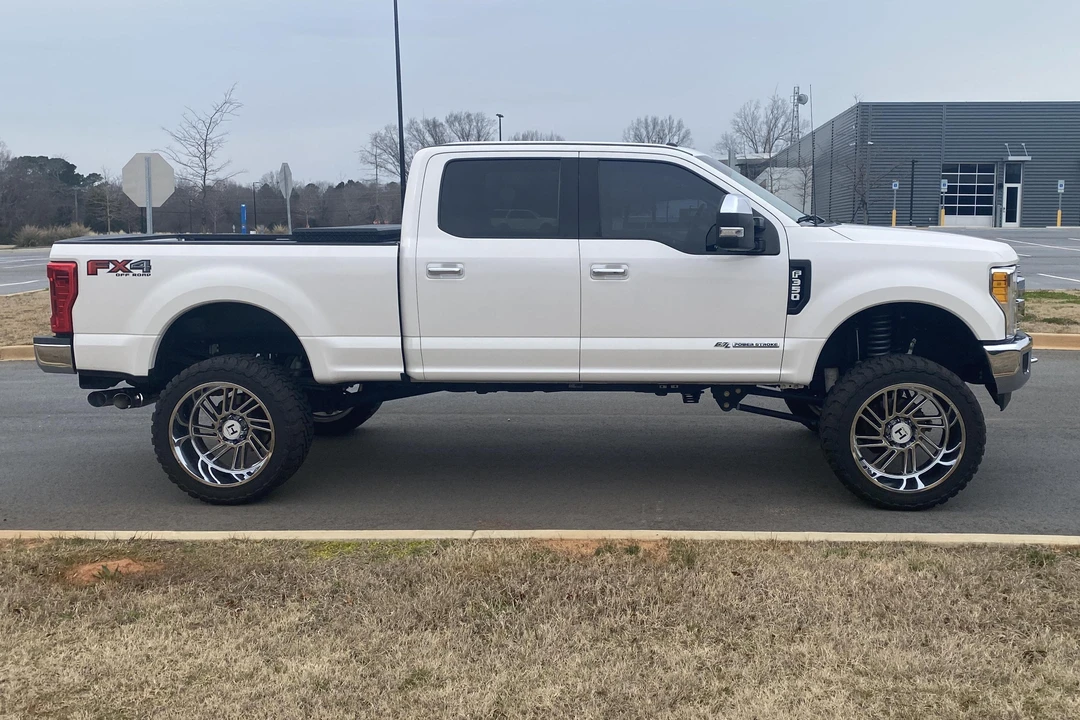 2017 Ford Super Duty 4th Gen - Image 21 of 31