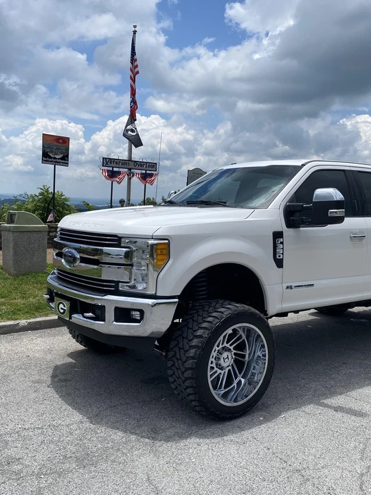 2017 Ford Super Duty 4th Gen - Image 26 of 31