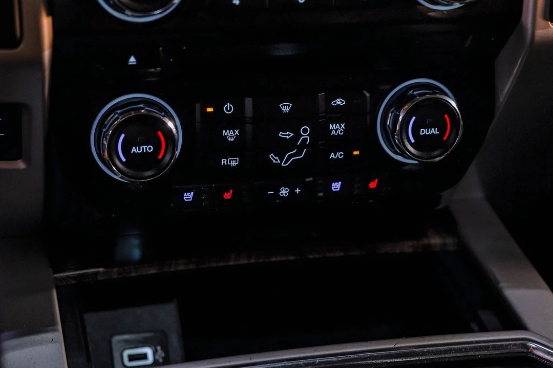 2017 Ford Super Duty 4th Gen - Image 30 of 31