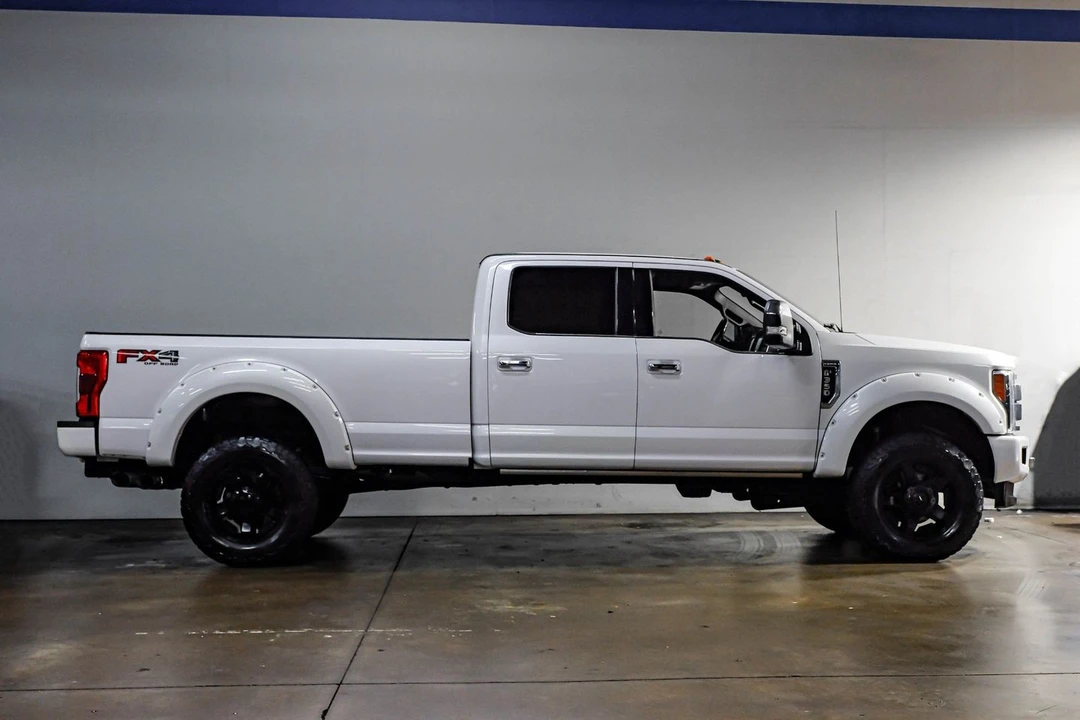 2017 Ford Super Duty 4th Gen - Image 11 of 12