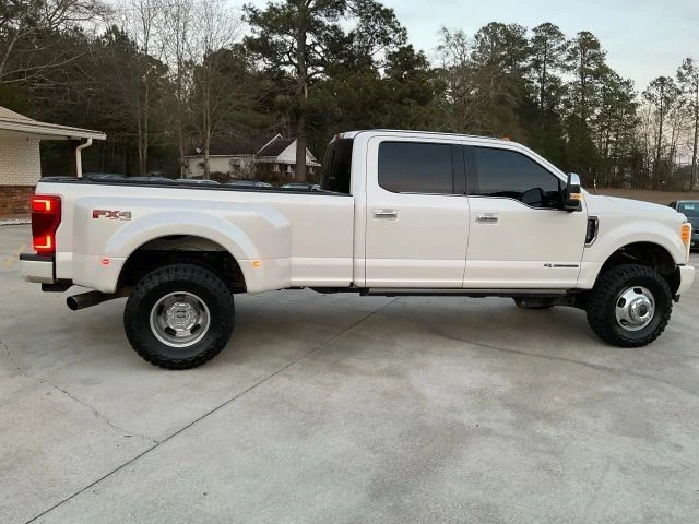 2017 Ford Super Duty 4th Gen - Image 19 of 21