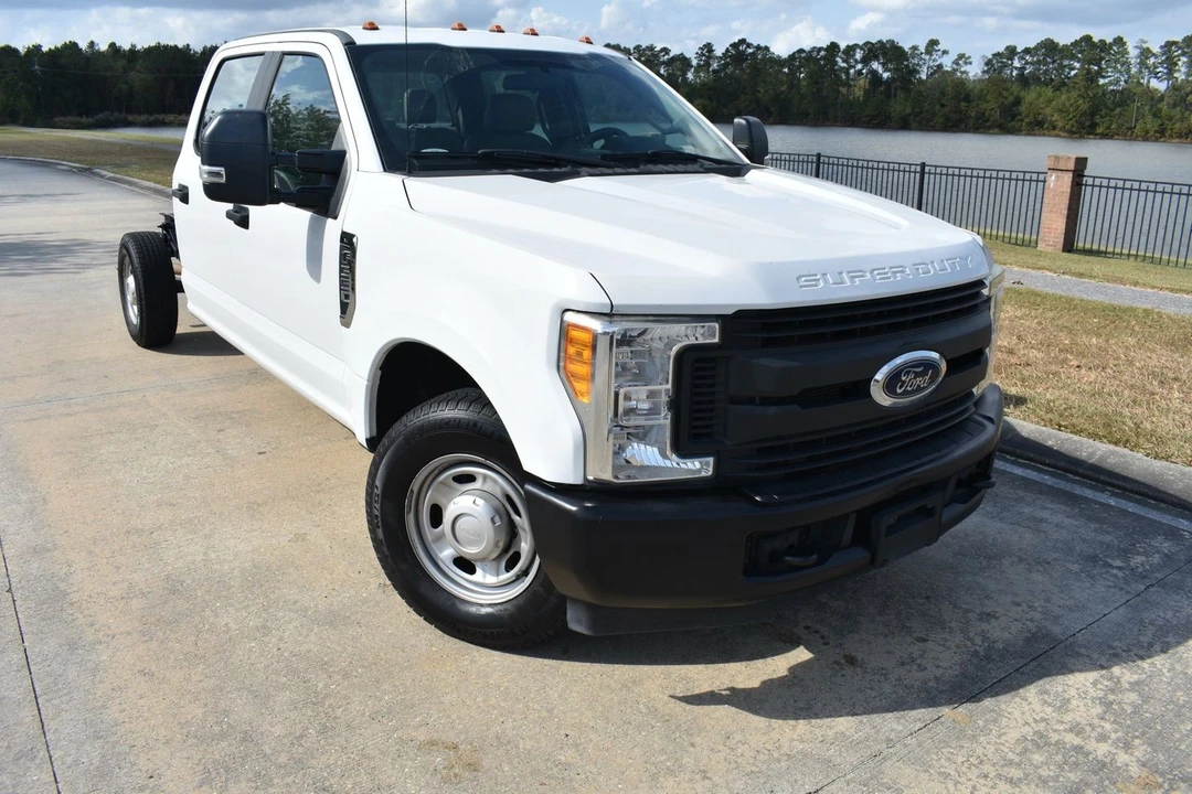 2017 Ford Super Duty 4th Gen - Image 2 of 21