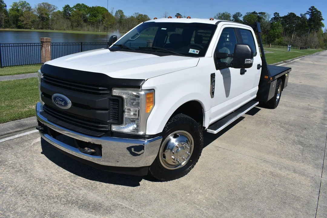 2017 Ford Super Duty 4th Gen - Image 2 of 21