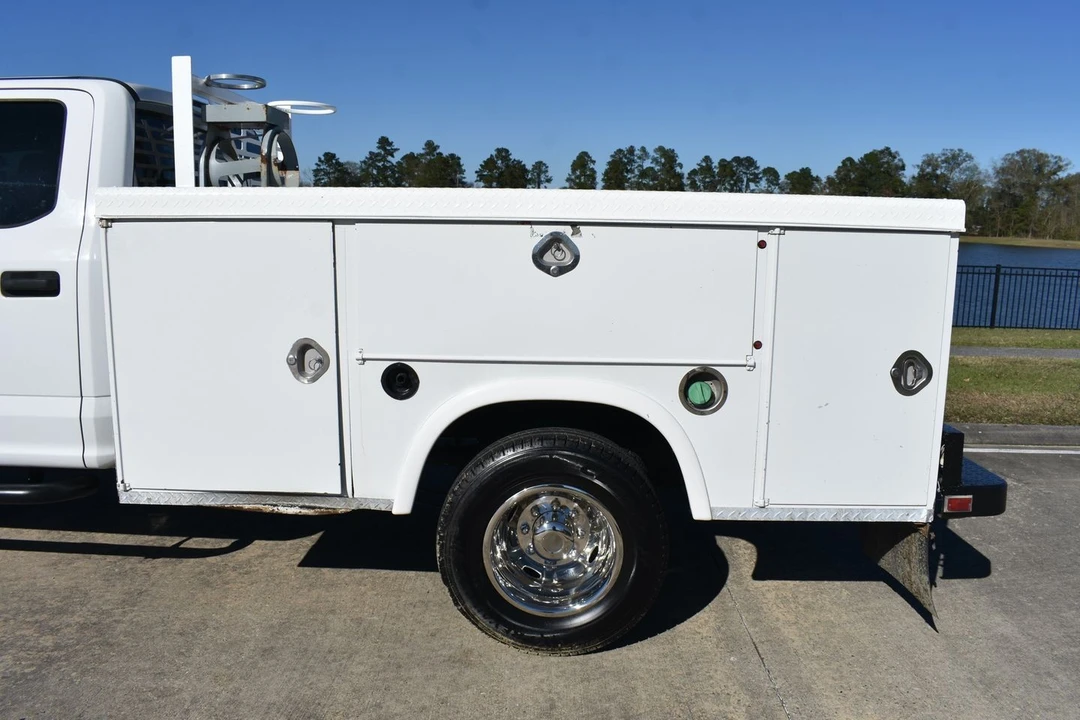 2017 Ford Super Duty 4th Gen - Image 9 of 28