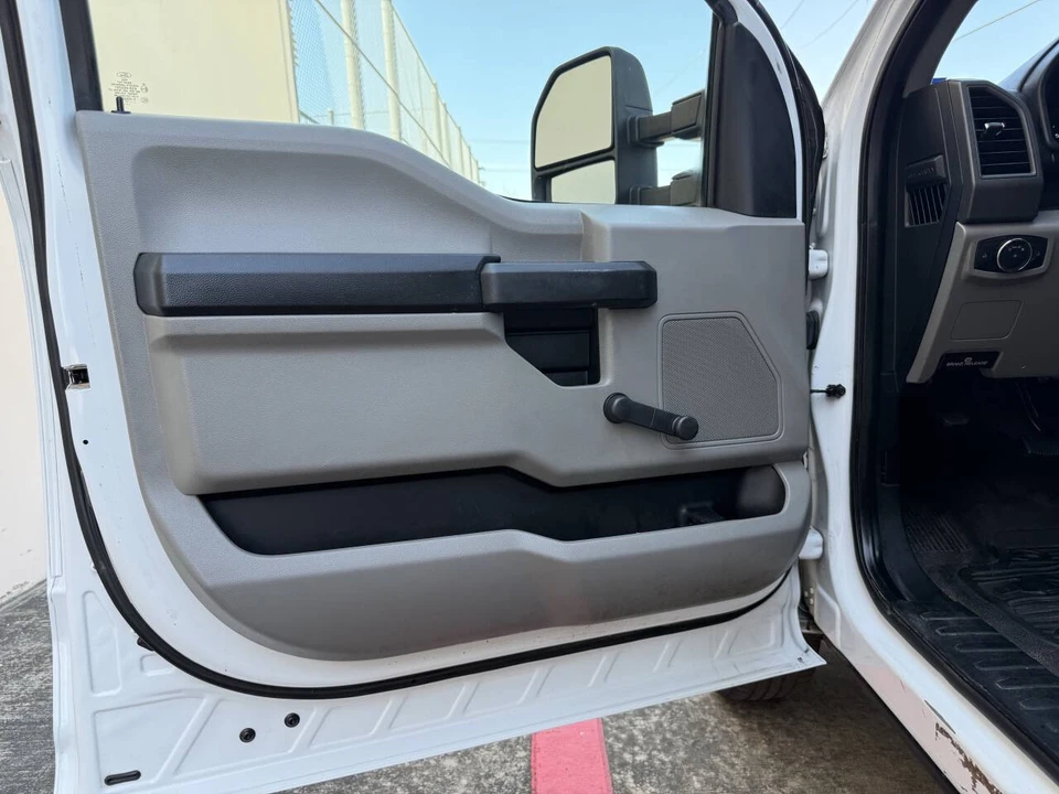 2017 Ford Super Duty 4th Gen - Image 9 of 12