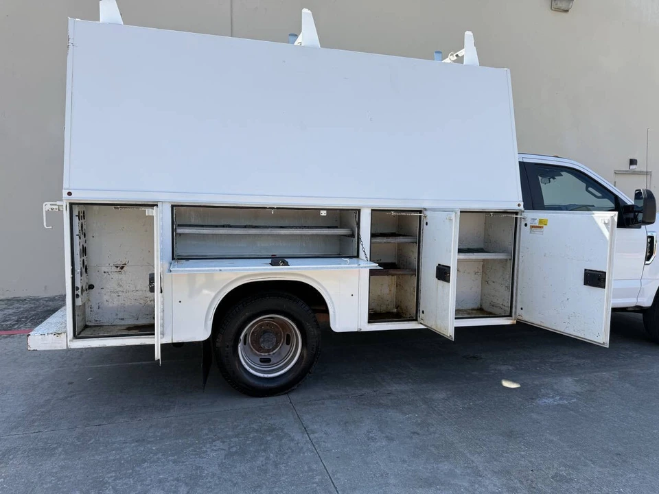 2017 Ford Super Duty 4th Gen - Image 29 of 31