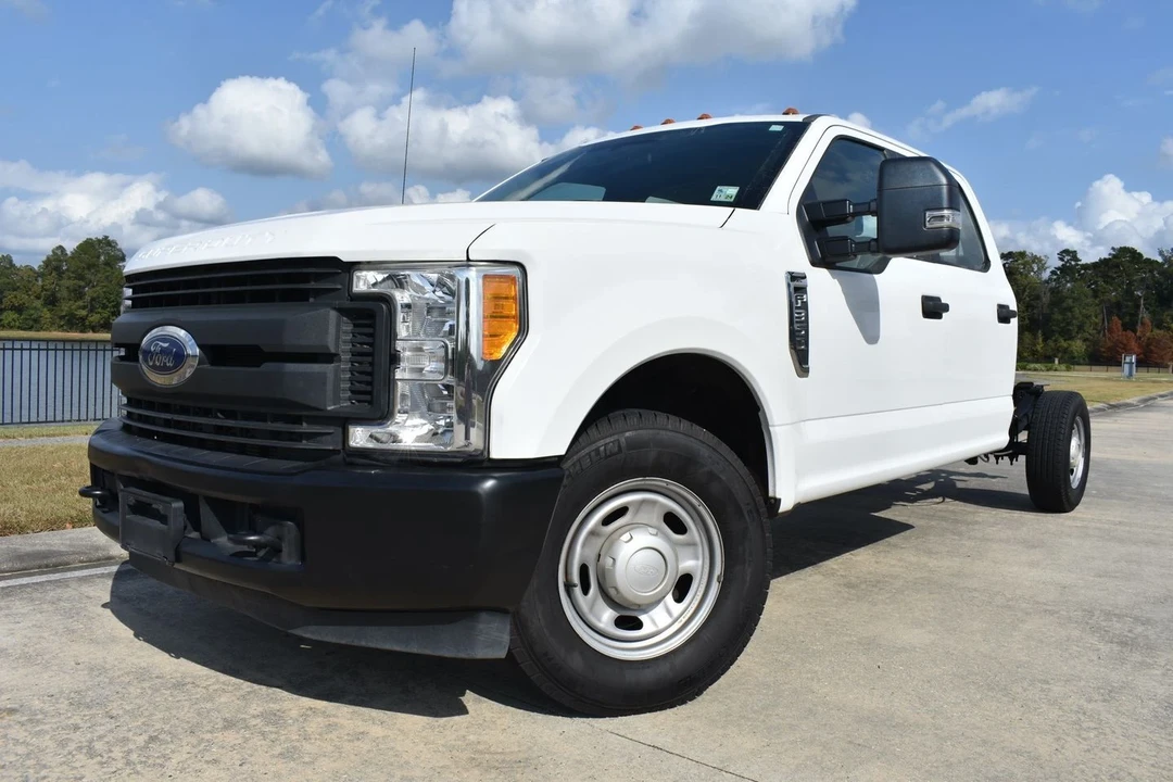 2017 Ford Super Duty 4th Gen - Image 11 of 12