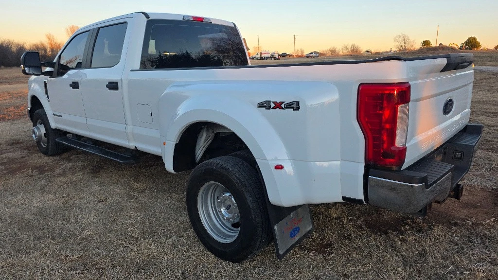 2017 Ford Super Duty 4th Gen - Image 9 of 12