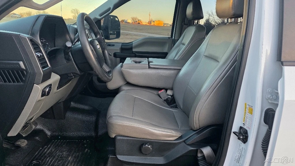 2017 Ford Super Duty 4th Gen - Image 11 of 12