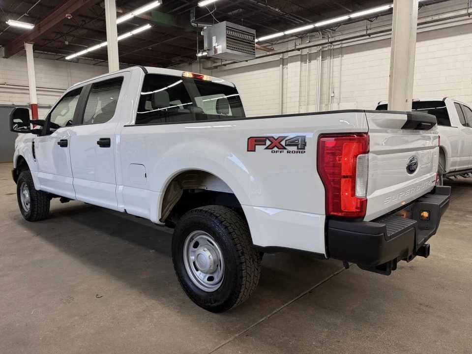 2017 Ford Super Duty 4th Gen - Image 2 of 12