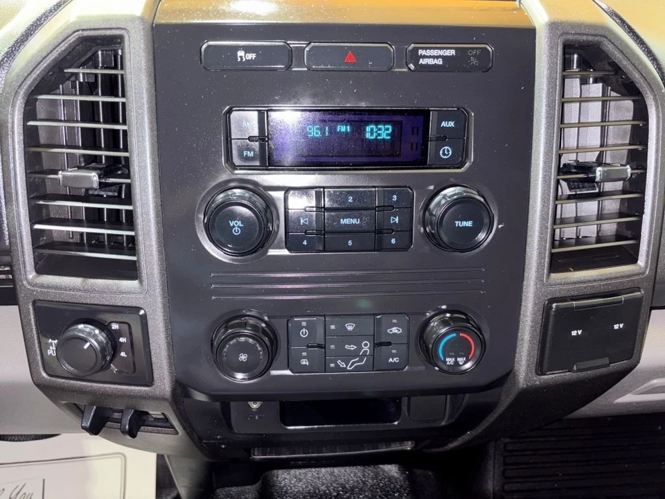 2017 Ford Super Duty 4th Gen - Image 19 of 21