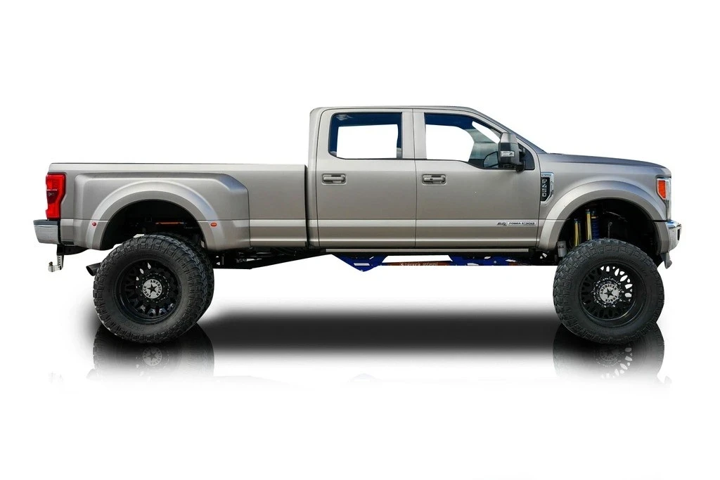 2017 Ford Super Duty 4th Gen - Image 2 of 12