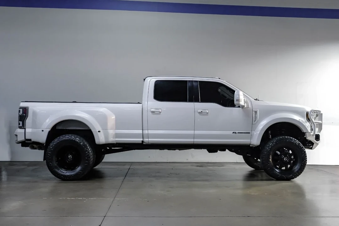 2017 Ford Super Duty 3rd Gen - Image 11 of 12