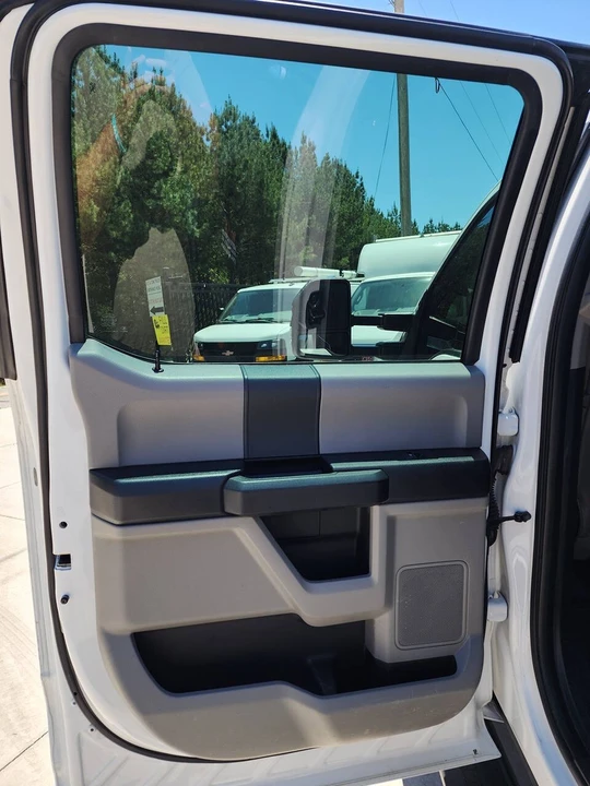 2017 Ford Super Duty 4th Gen - Image 30 of 31