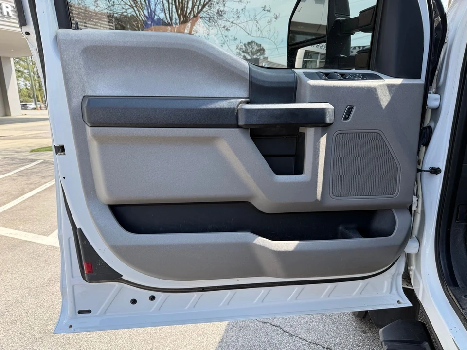 2017 Ford Super Duty 4th Gen - Image 15 of 21