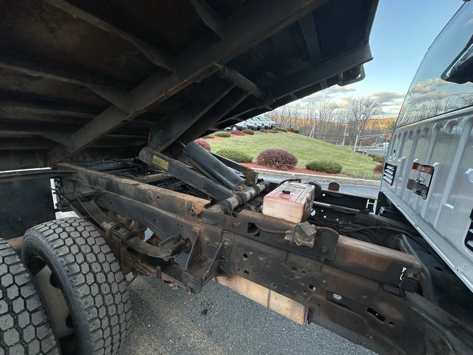 2017 Ford Super Duty 4th Gen - Image 19 of 21