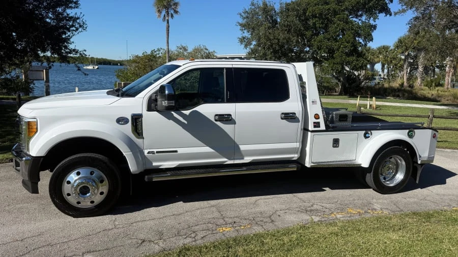 2017 Ford Super Duty 4th Gen - Image 2 of 21