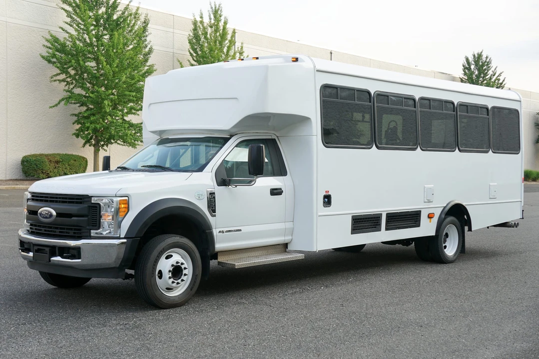 2017 Ford Super Duty 4th Gen - Image 3 of 31