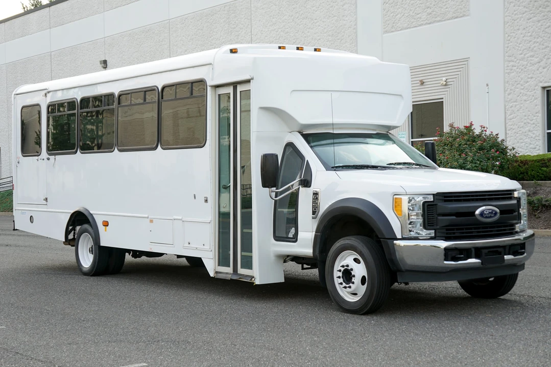 2017 Ford Super Duty 4th Gen - Image 9 of 31