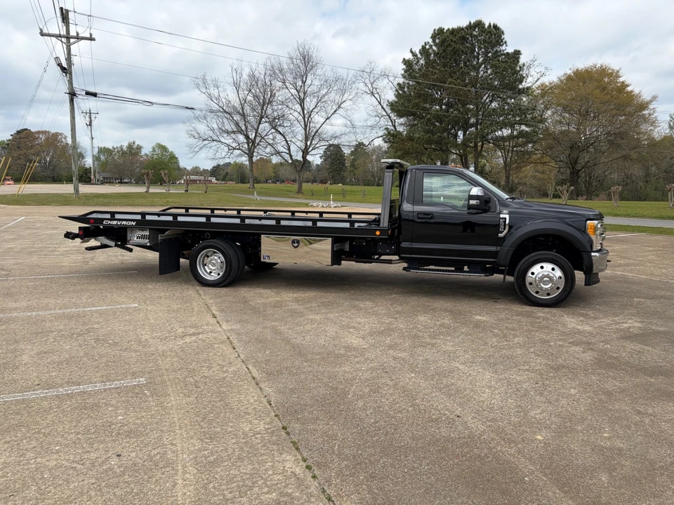 2017 Ford Super Duty 4th Gen - Image 5 of 11