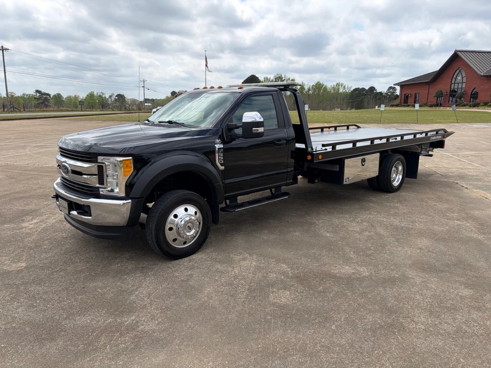 2017 Ford Super Duty 4th Gen - Image 2 of 11