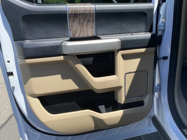 2017 Ford Super Duty 4th Gen - Image 26 of 31