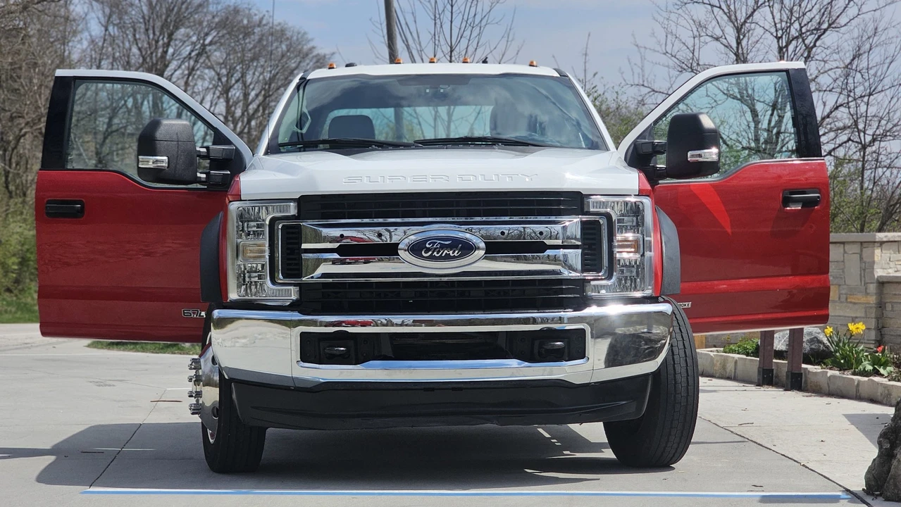 2017 Ford Super Duty 4th Gen - Image 29 of 31