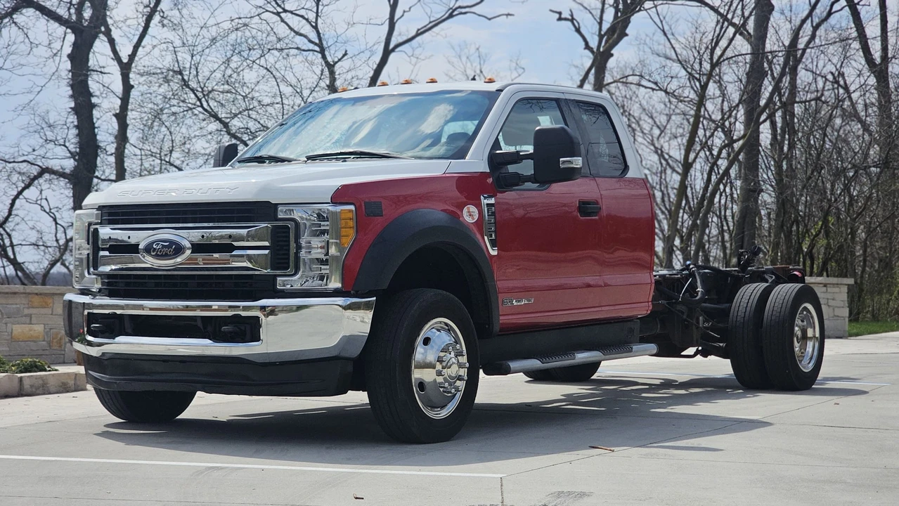 2017 Ford Super Duty 4th Gen - Image 3 of 31