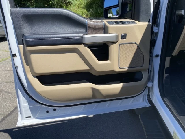 2017 Ford Super Duty - Image 21 of 31