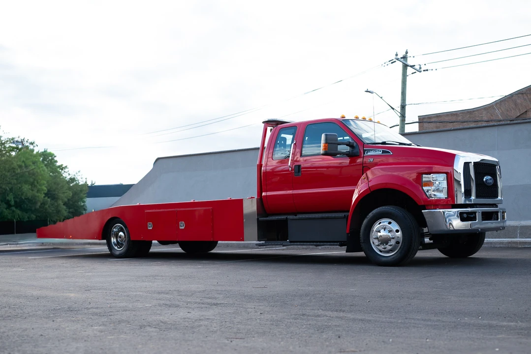 2017 Ford F-Series - Image 2 of 18