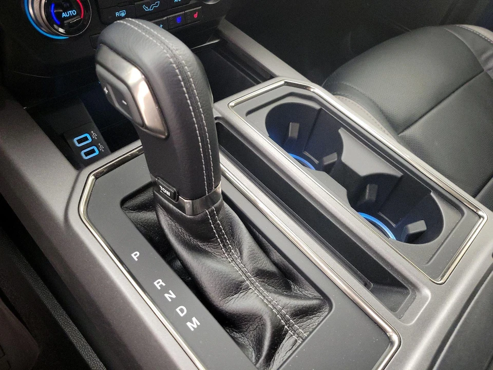 2017 Ford F-150 Raptor 13th Gen - Image 19 of 27
