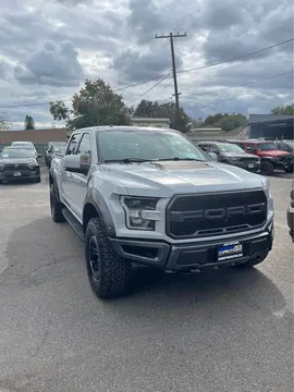 2017 Ford F150 SuperCrew Cab Raptor