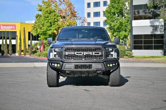 2017 Ford F-150 Raptor SuperCrew