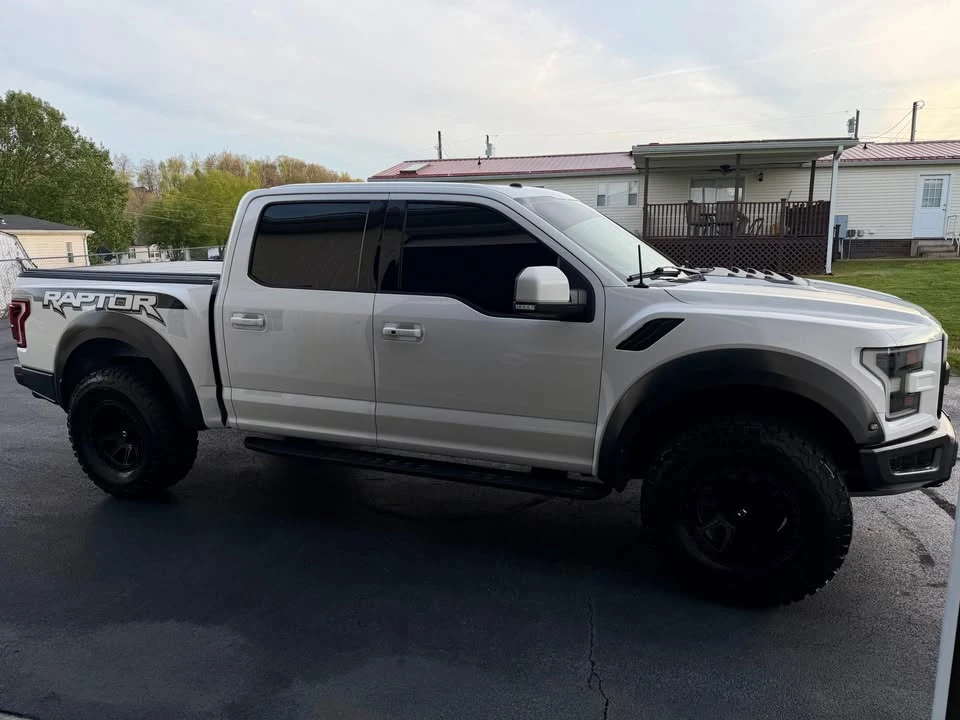 2017 Ford F-150 Raptor 13th Gen - Image 4 of 15