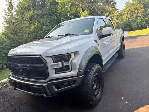 2017 Ford F-150 Raptor SuperCrew