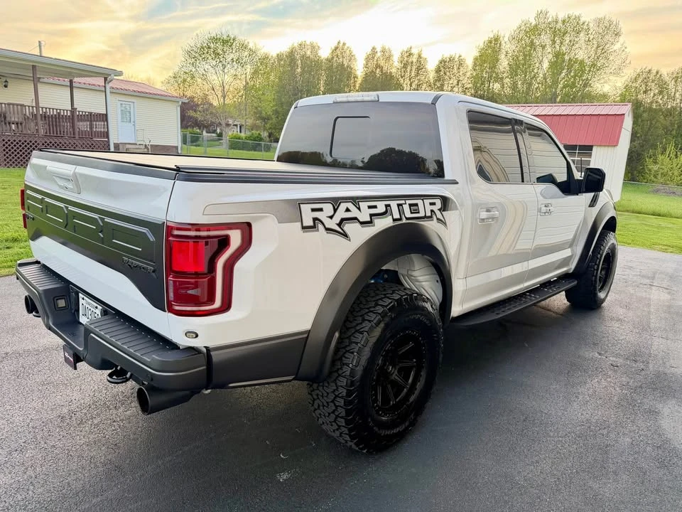 2017 Ford F-150 Raptor 13th Gen - Image 3 of 15