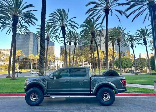 2017 Ford F-150 Raptor SuperCrew