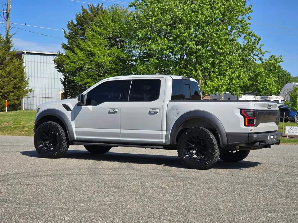 2017 Ford F-150 Raptor 13th Gen - Image 8 of 20