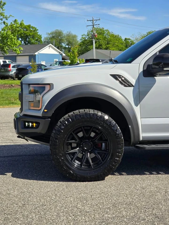 2017 Ford F-150 Raptor 13th Gen - Image 11 of 20