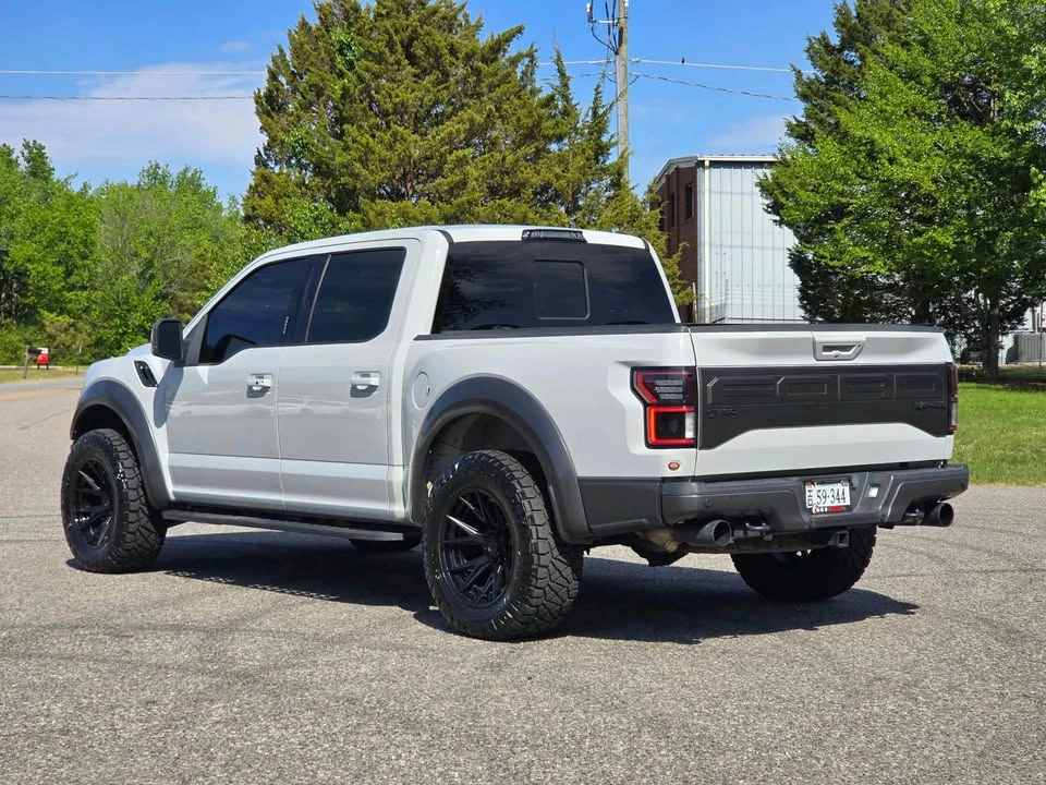 2017 Ford F-150 Raptor 13th Gen - Image 9 of 20