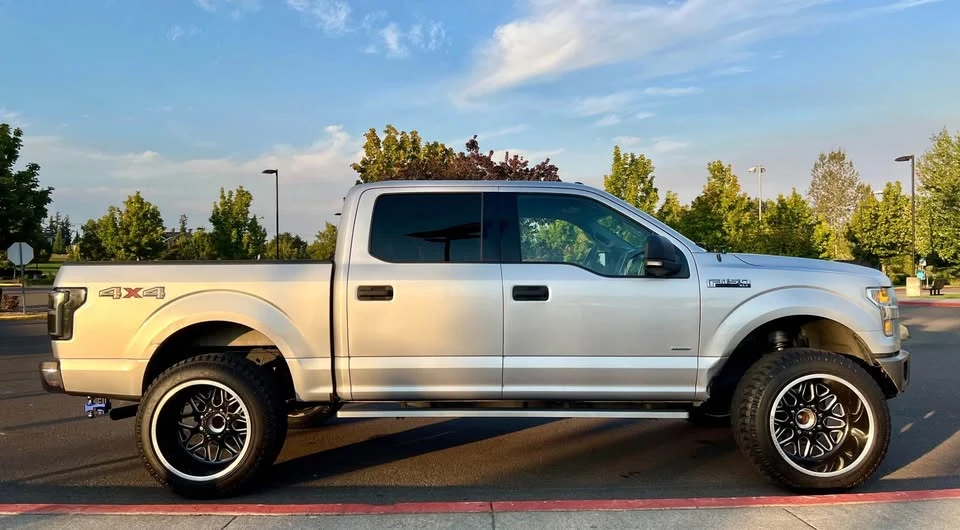 2017 Ford F-150 13th Gen - Image 2 of 10