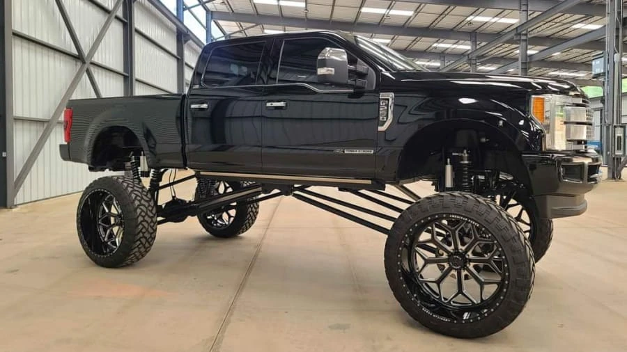 2017 Ford Super Duty 4th Gen - Image 2 of 5