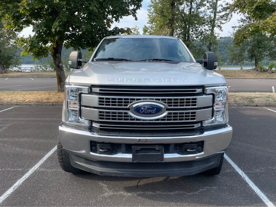 2017 Ford Super Duty 4th Gen - Image 2 of 9