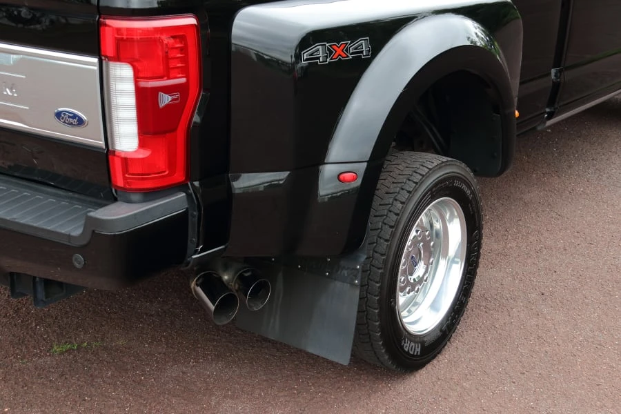 2017 Ford Super Duty 4th Gen - Image 15 of 31