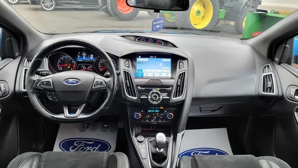 2017 Ford Focus RS 3rd Gen - Image 14 of 19