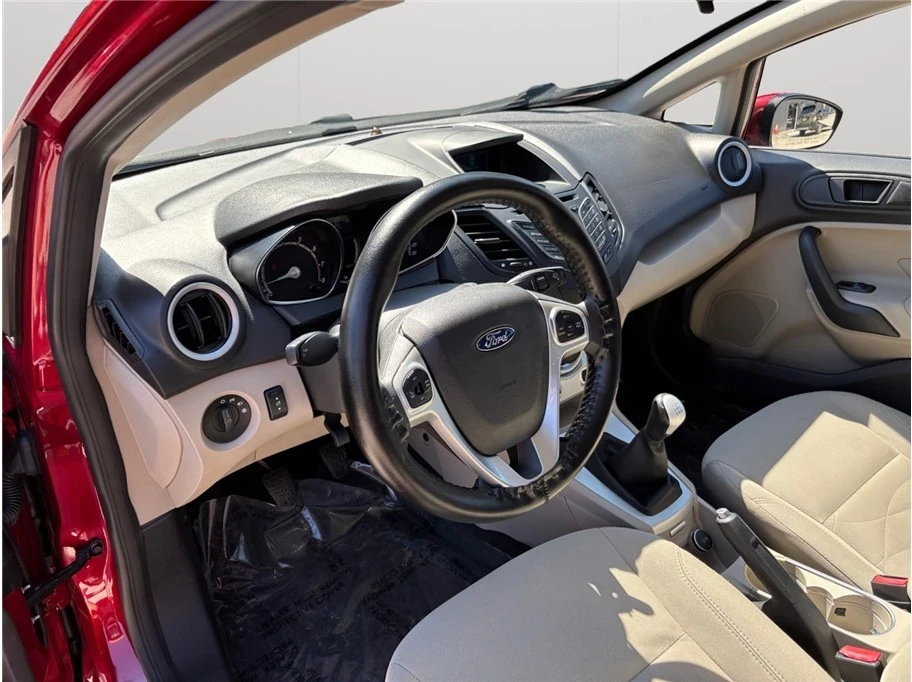 2017 Ford Fiesta - Image 6 of 21