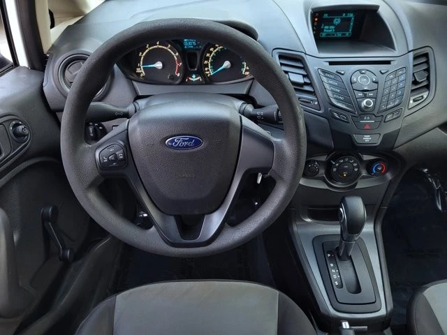 2017 Ford Fiesta - Image 10 of 12