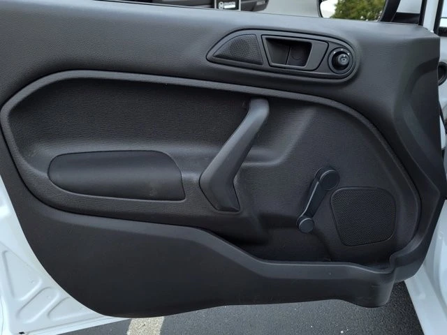 2017 Ford Fiesta - Image 8 of 12